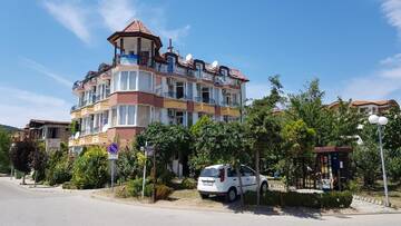 Фотографии Гостевой дом Sunny Island Obzor г. Обзор (Болгария) №3 Фото Гостевой дом Sunny Island Obzor г. Обзор 3
