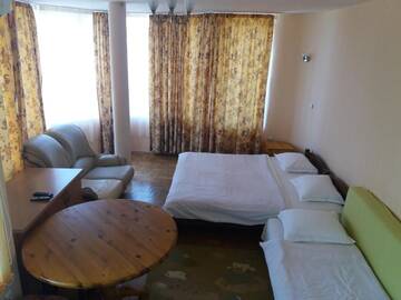 Фото номера Апартаменты с видом на море Гостевой дом Sunny Island Obzor г. Обзор 3