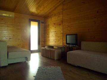 Фото номера Семейный номер с видом на море Гостевой дом Lozyata Guest House г. Обзор 4