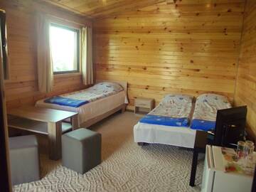 Фото номера Трехместный номер с видом на море Гостевой дом Lozyata Guest House г. Обзор 5