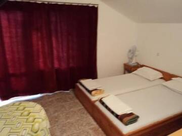 Фото номера Классический трехместный номер Гостевой дом Guest House Drazhev г. Обзор 4